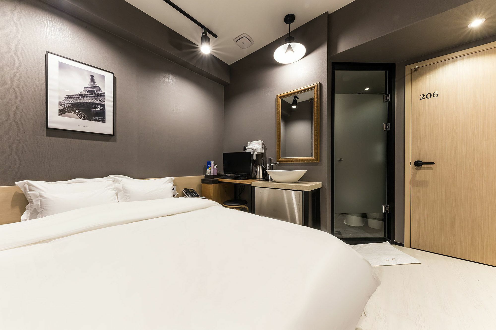 Raha Hotel Сеул Экстерьер фото