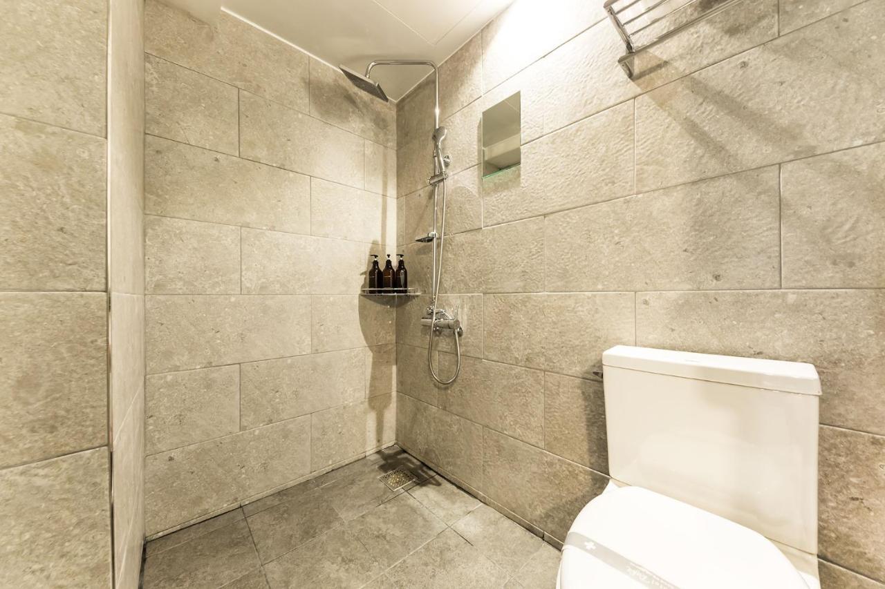 Raha Hotel Сеул Экстерьер фото